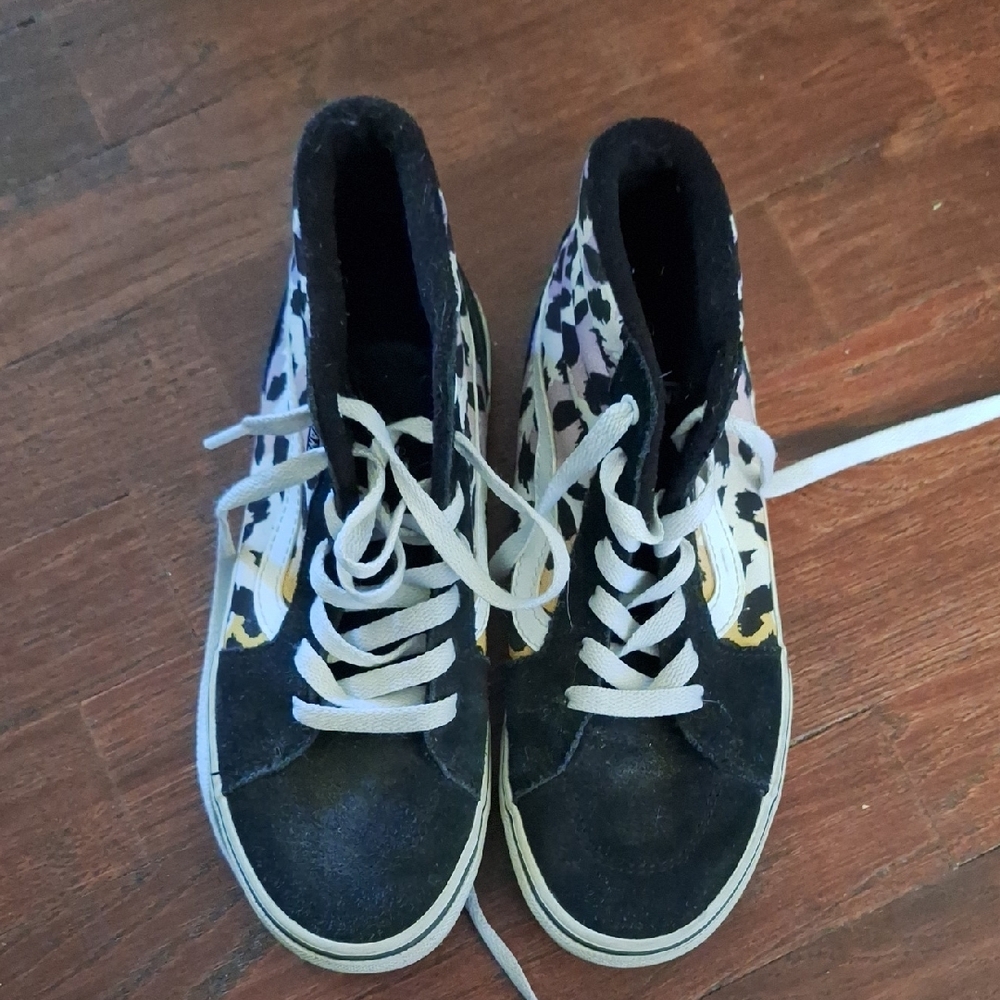 Vans Black and White High-Top Sneakers - Picture 2 of 5